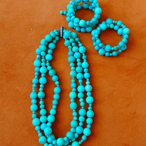 Turquoise 3 strand necklace with 2 wrap matching bracelets
